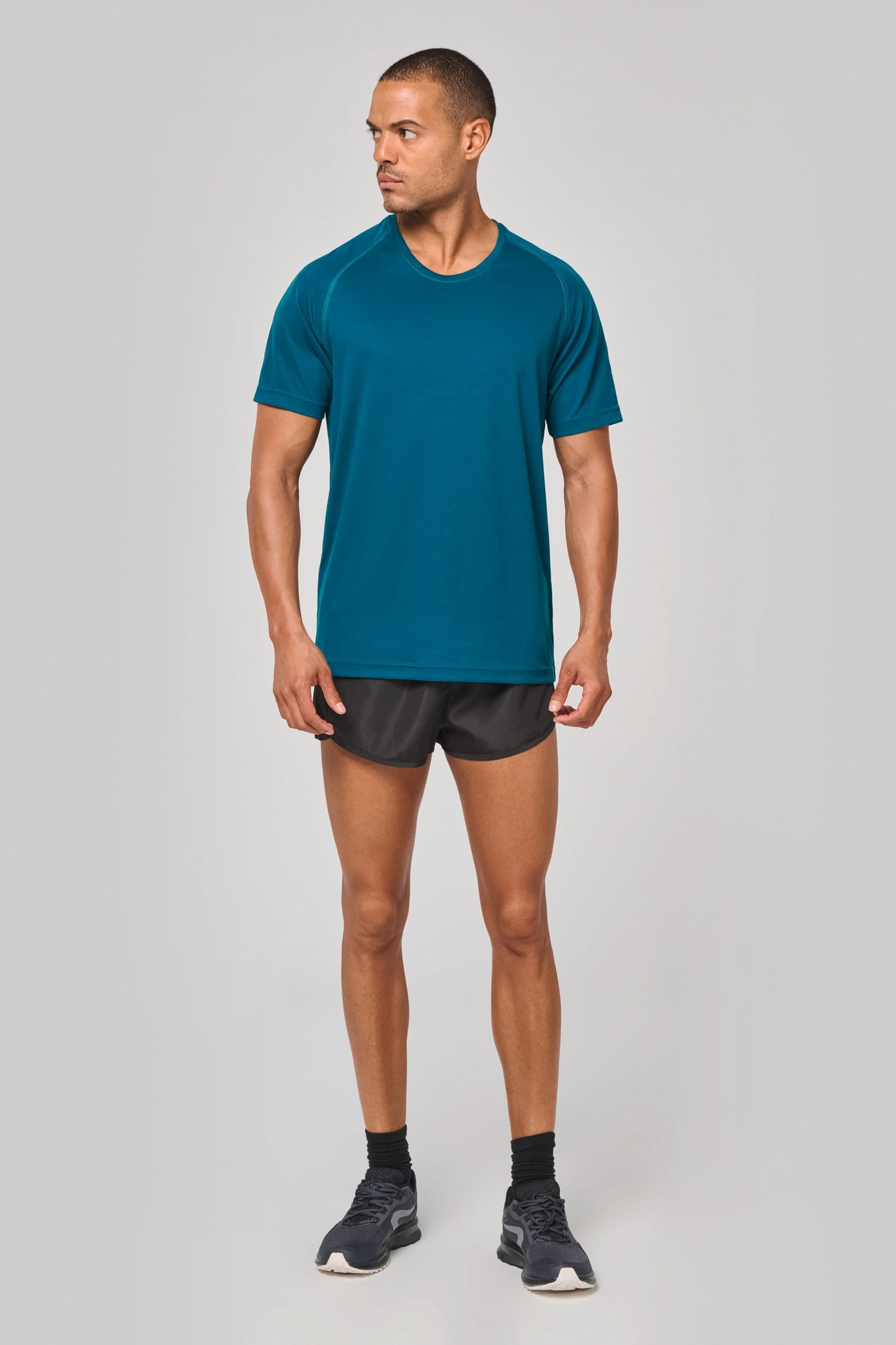 Recyceltes Herren-Sport-T-Shirt mit Rundhalsausschnitt