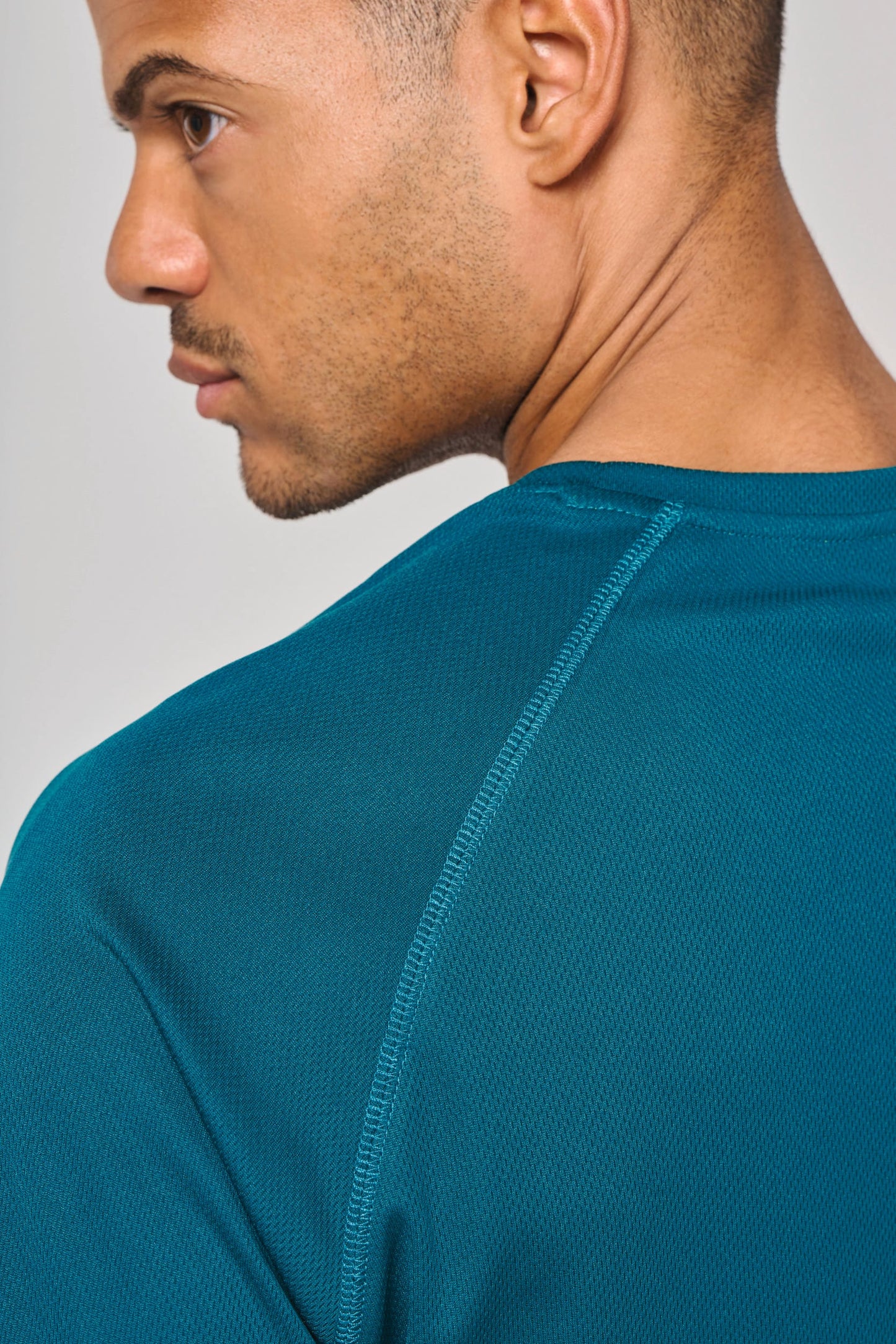 Recyceltes Herren-Sport-T-Shirt mit Rundhalsausschnitt