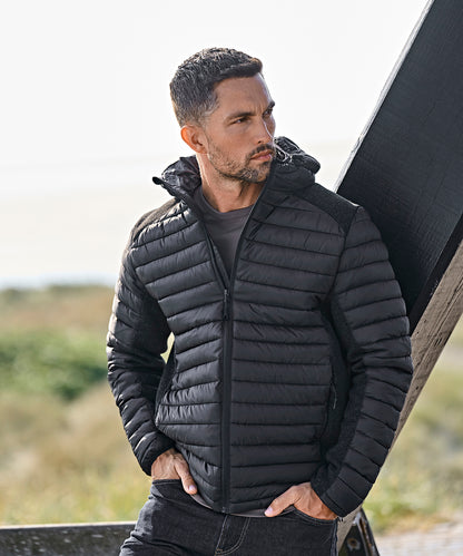 Hooded outdoor crossover (9610)